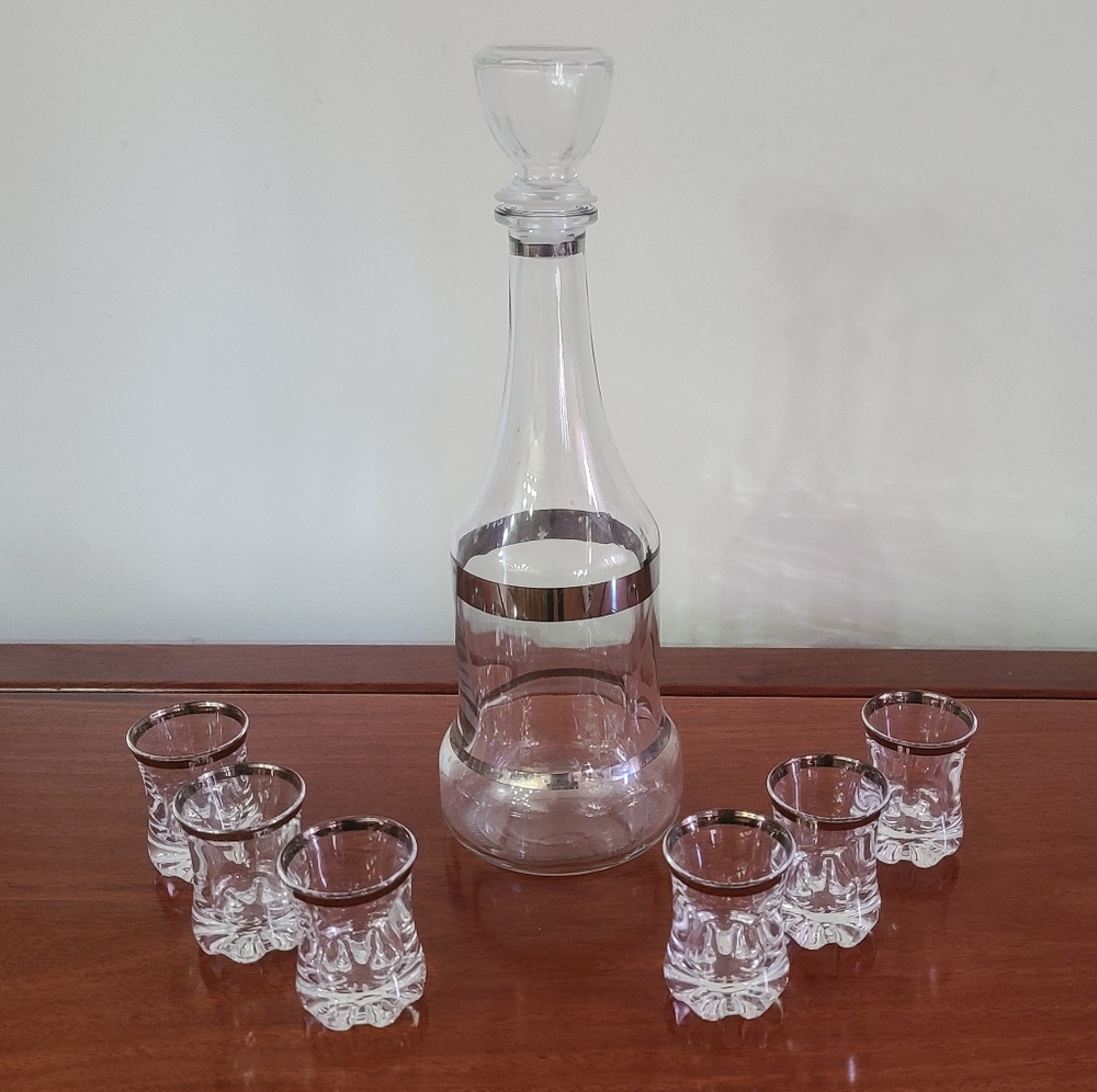 Elegant Glass Decanter Set with Silver Accents